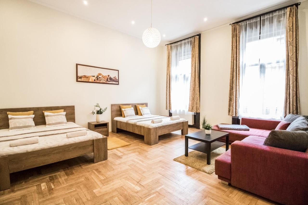 Real Apartments Klauzál Budapest Exterior foto